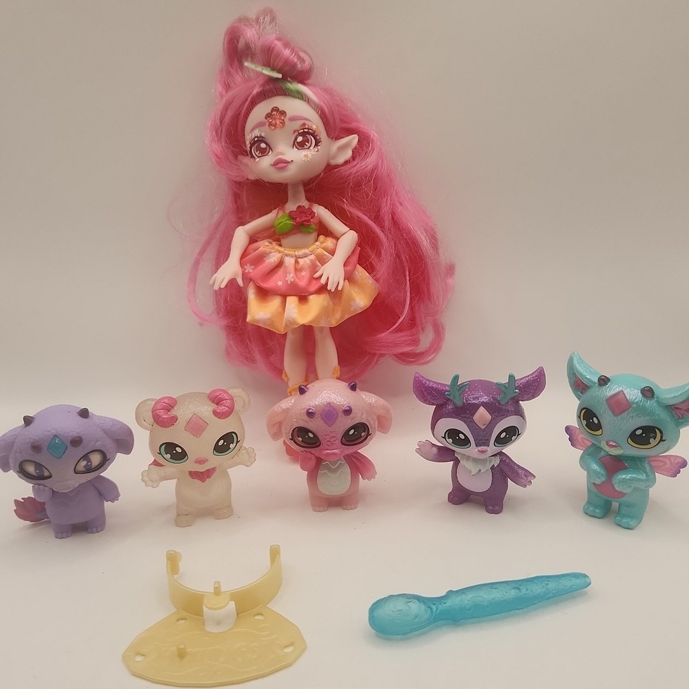 Magic Mixies - Lot of 8 pieces